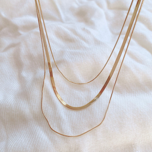 Tri Layers Snake Necklace