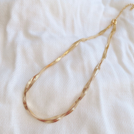 Crisscross Snake Chain Necklace