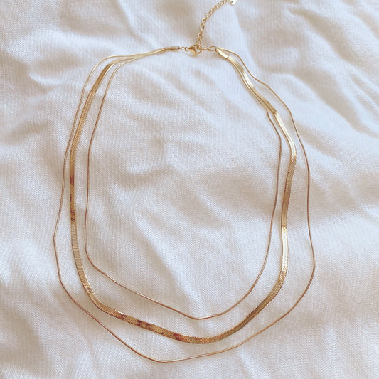 Tri Layers Snake Necklace